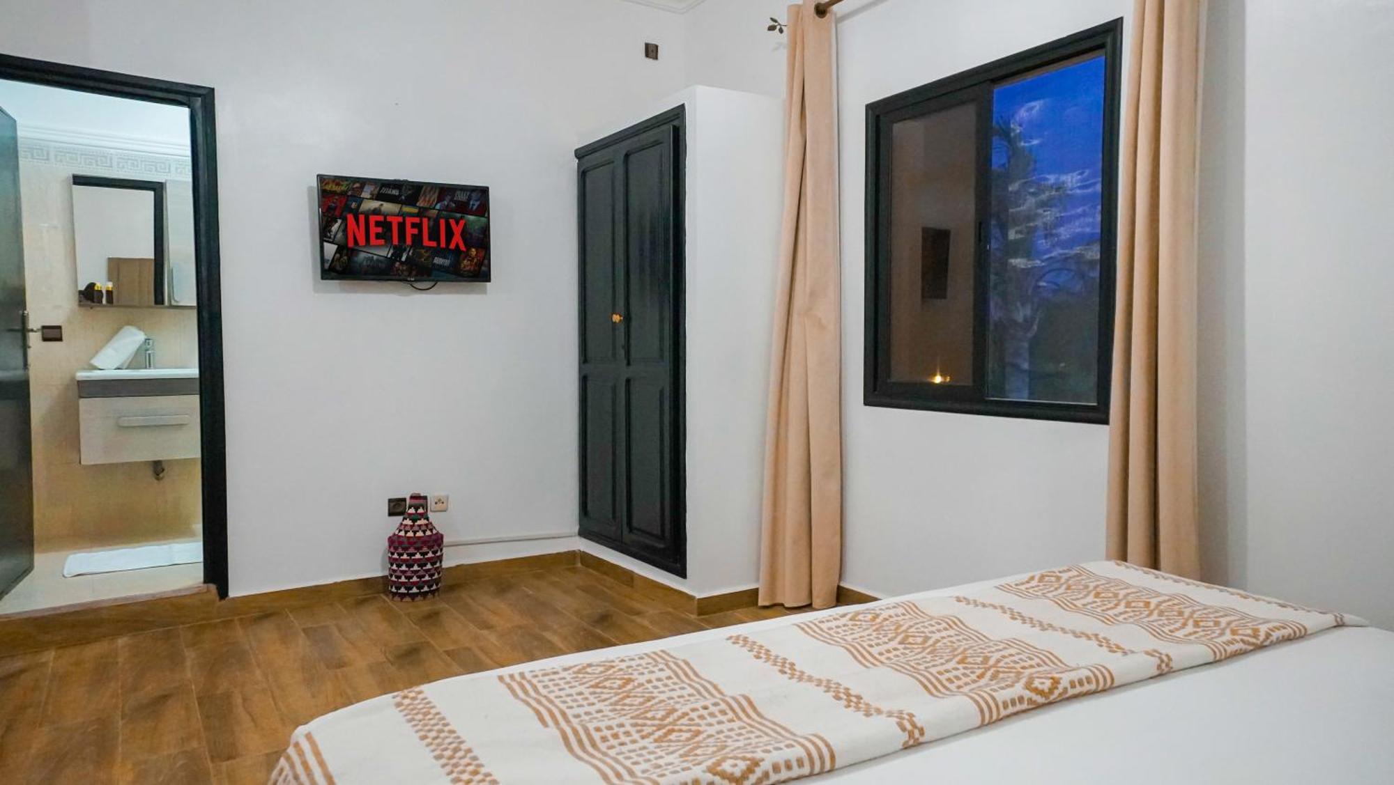 Weedan Hotel Marrakech Oulad Snaguia Exterior foto