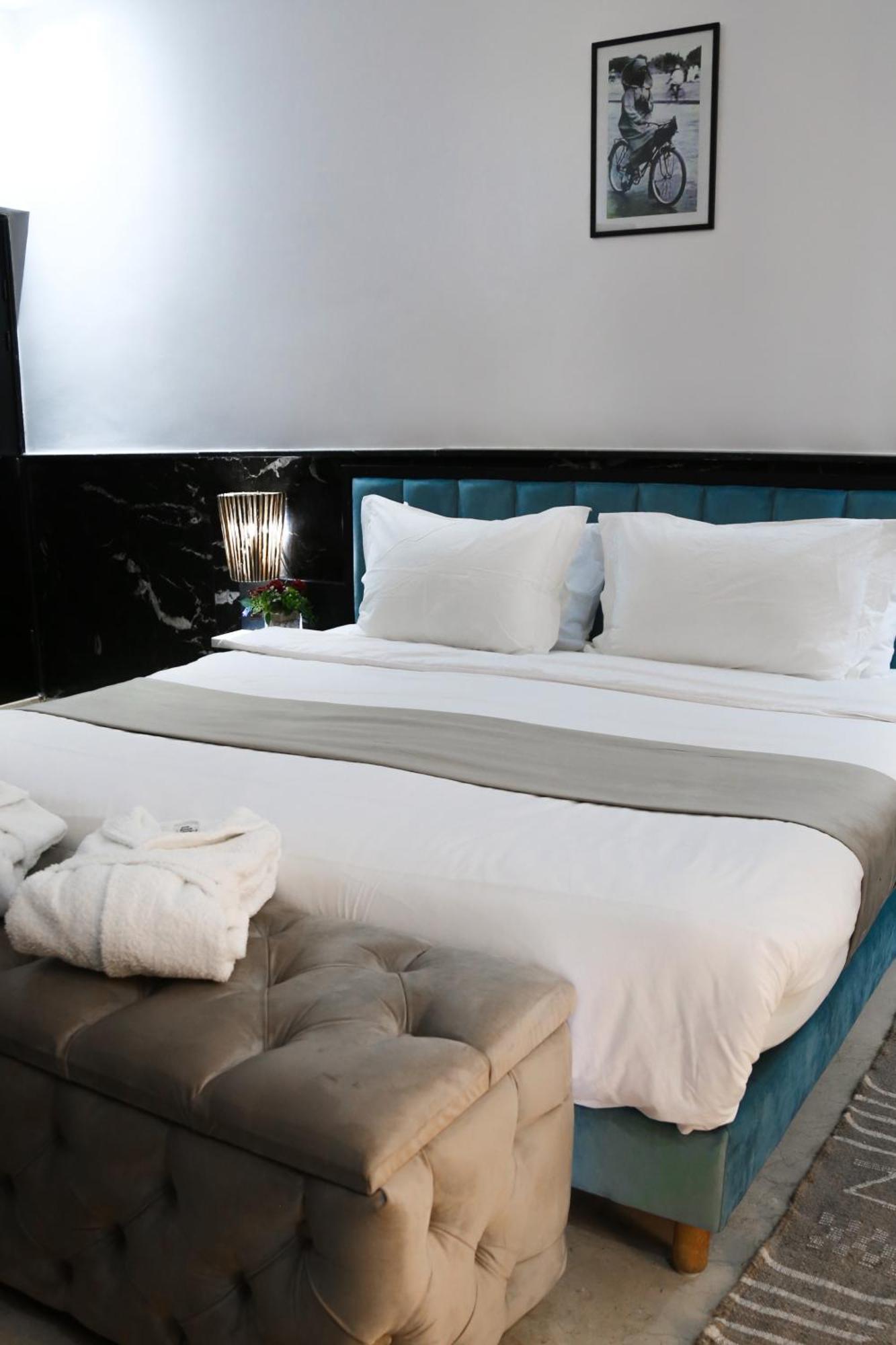 Weedan Hotel Marrakech Oulad Snaguia Exterior foto